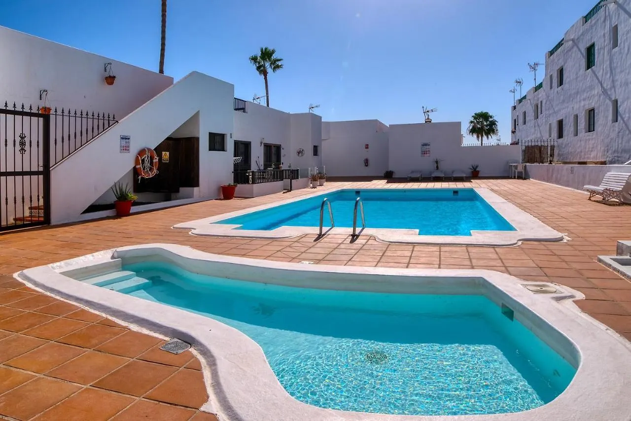 Sea Waves Lanzarote- 500M From Playa Grande, Pool And Terrace By Lanzarote Vacation Homes Puerto del Carmen